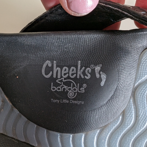 Cheeks - Picture 2 of 6